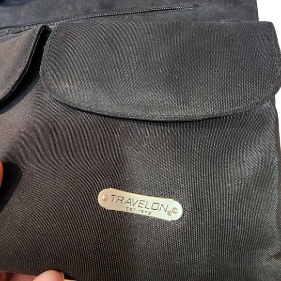 Travelon Anti-Theft Crossbody Bag For Women With RFID Blocking & Locking Compart - Picture 3 of 15
